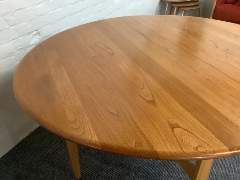 Ercol Windsor 610 Gate Leg Dining Table In Light Finish.