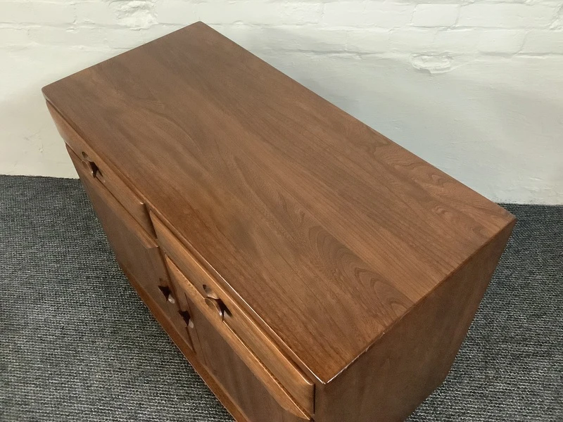 Ercol Windsor Cabinet In Golden Dawn Finish.