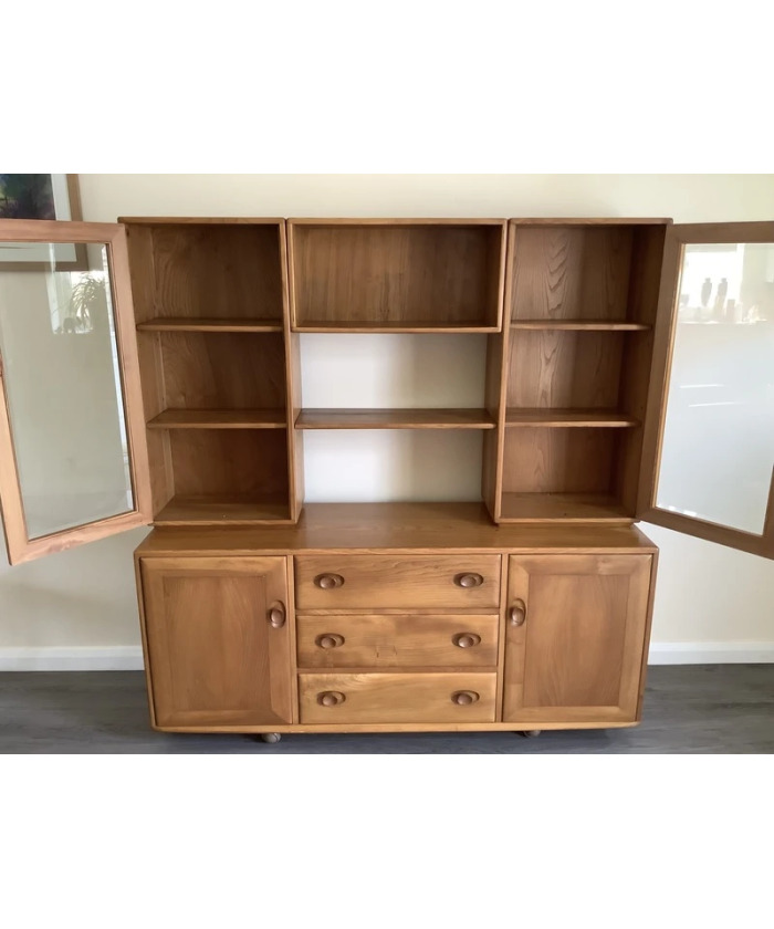 Ercol Windsor Sideboard Display.