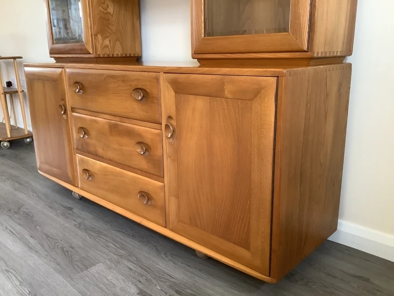 Ercol Windsor Sideboard Display.