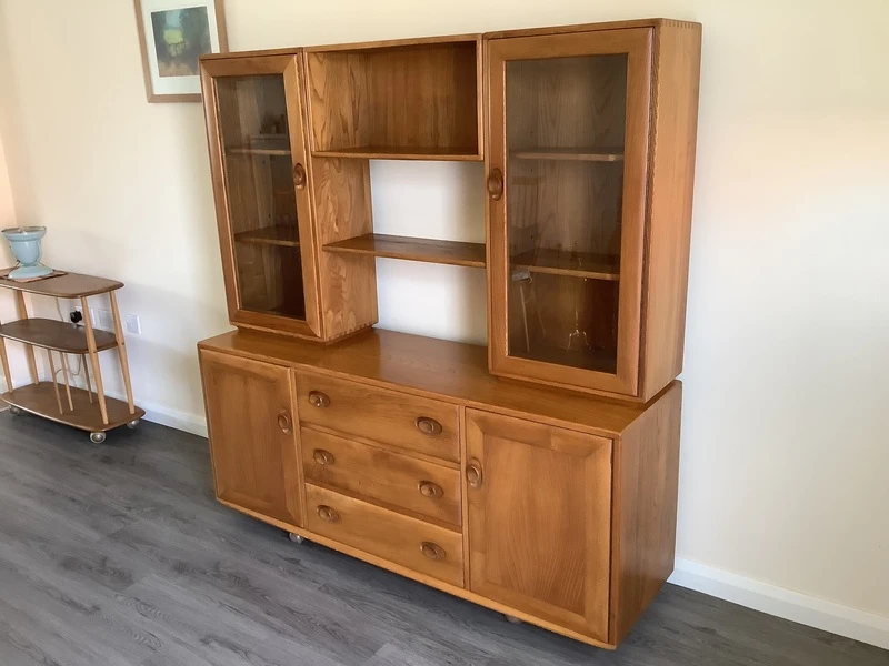 Ercol Windsor Sideboard Display.
