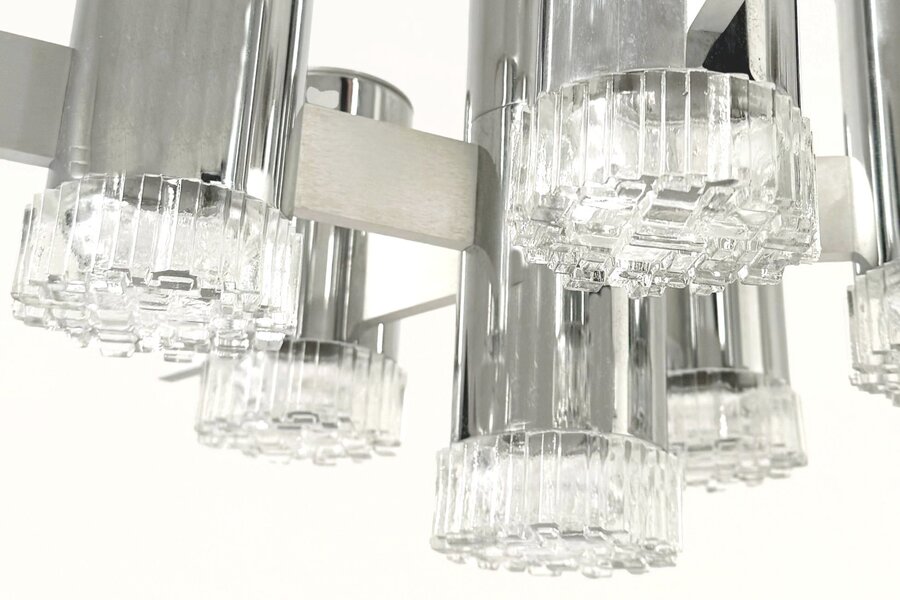 Gaetano Sciolari Cylindrical Chrome Glass 6 Light Chandelier 1970s