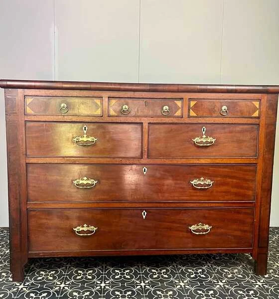 Georgian Mahogany Chest Of Drawers, Bedroom Furniture, Elegant Sideboard, 18th Century Cabinet, Dressing Room, Period Design, Interior Decor