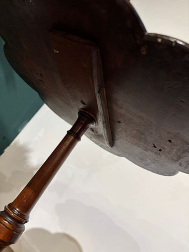 Georgian Mahogany Petal Top Pedestal Tripod Table