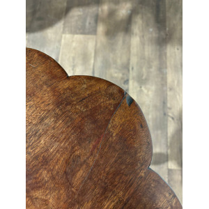 Georgian Mahogany Petal Top Pedestal Tripod Table