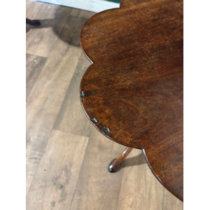 Georgian Mahogany Petal Top Pedestal Tripod Table