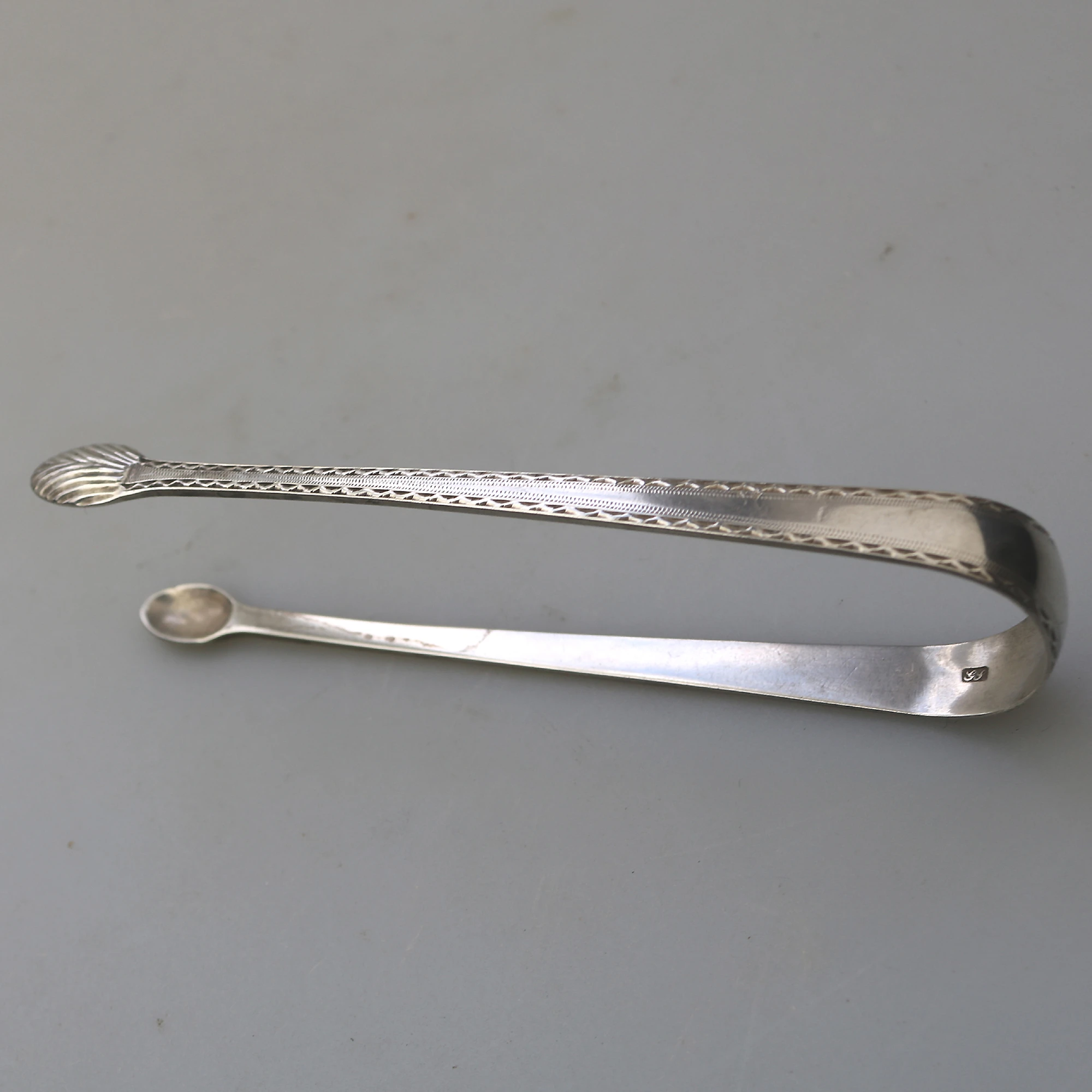A good pair antique Georgian English solid silver Sugar Tongs 31g C.18thC
