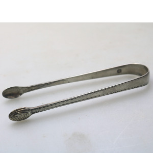 A good pair antique Georgian English solid silver Sugar Tongs 31g C.18thC