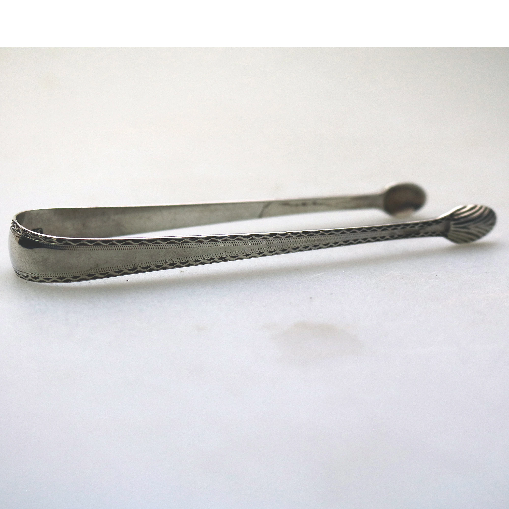 A good pair antique Georgian English solid silver Sugar Tongs 31g C.18thC