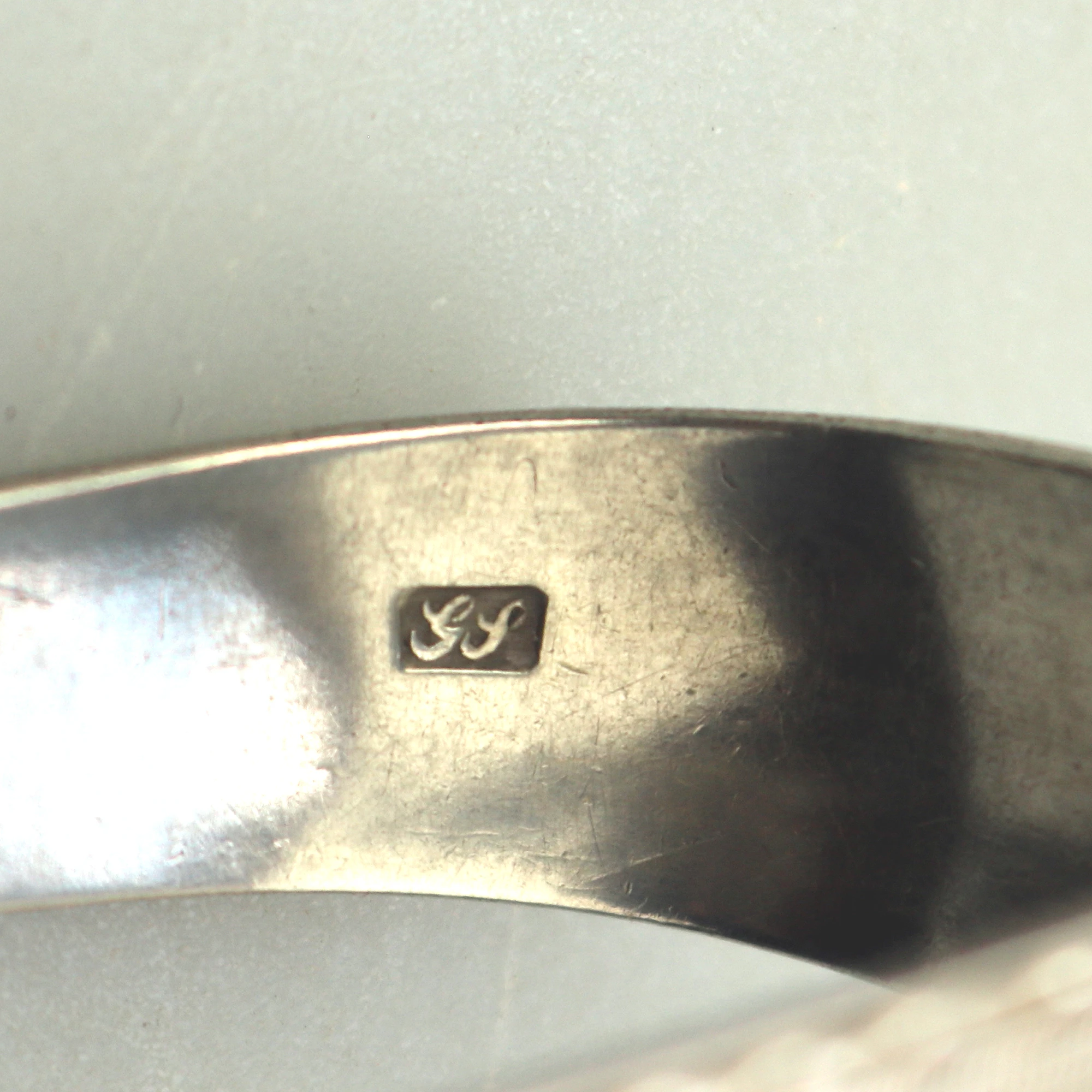 A good pair antique Georgian English solid silver Sugar Tongs 31g C.18thC