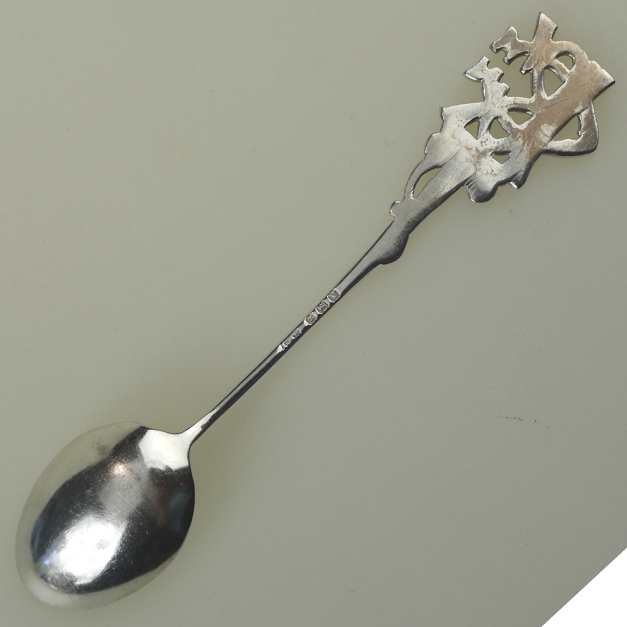 Fine antique George V English solid silver novelty Sporting Golfing Spoon C.1920