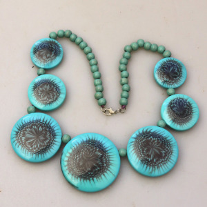 A Retro / Hippie costume jewellery designer Swinging Sixties Necklace C.1960's