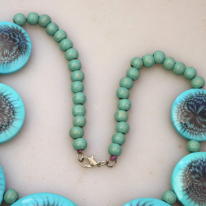 A Retro / Hippie costume jewellery designer Swinging Sixties Necklace C.1960's