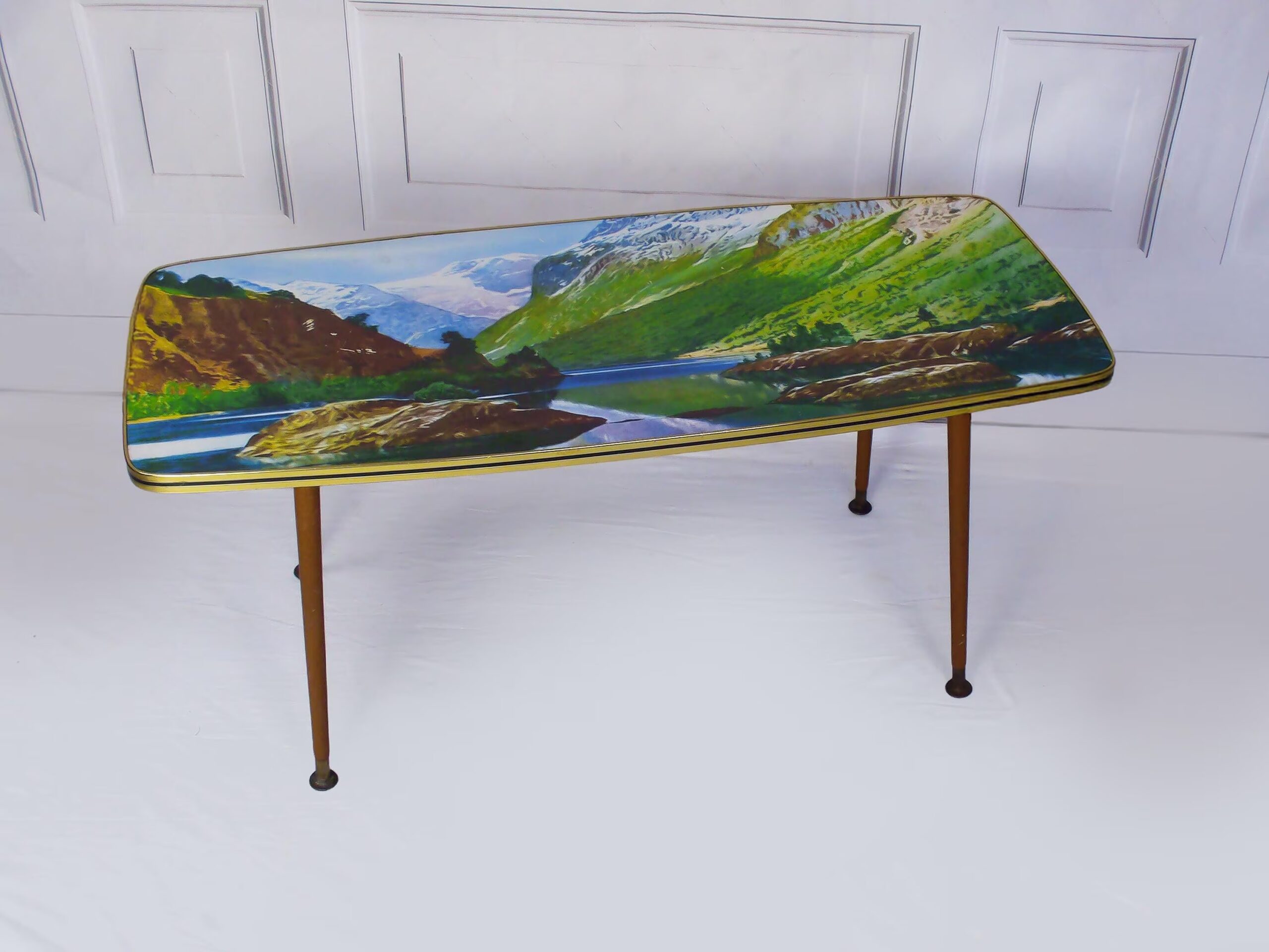 Striking Mid Century Vintage Retro 1950s Kitsch Picture Coffee Table With Dansette Legs
