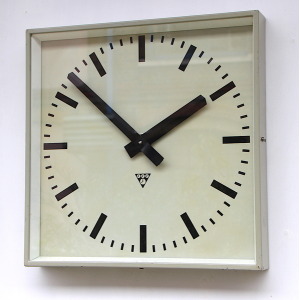 Large 44cm 1970s Czech Office/Commercial Industrial Wall Clock. Fully Guaranteed