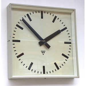 Large 44cm 1970s Czech Office/Commercial Industrial Wall Clock. Fully Guaranteed