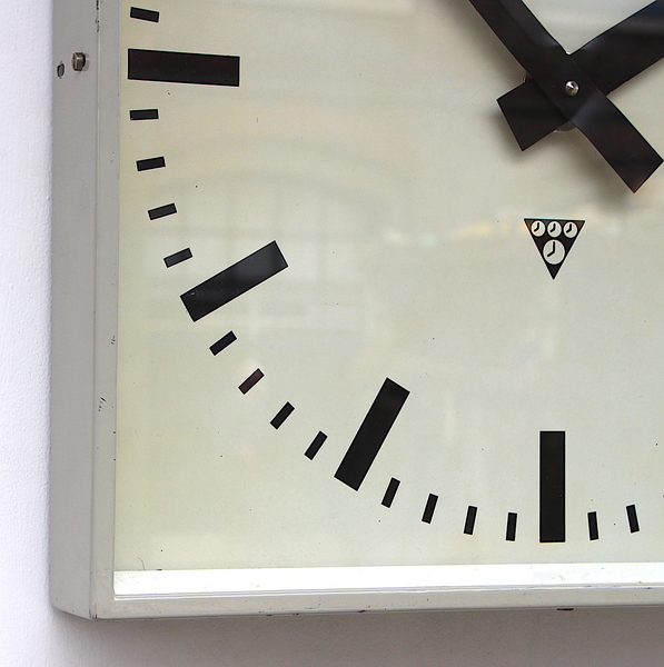 Large 44cm 1970s Czech Office/Commercial Industrial Wall Clock. Fully Guaranteed