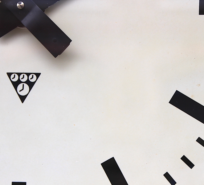Large 44cm 1970s Czech Office/Commercial Industrial Wall Clock. Fully Guaranteed
