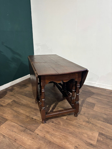 Large Oak Dropleaf Dining Table On Turned Legs