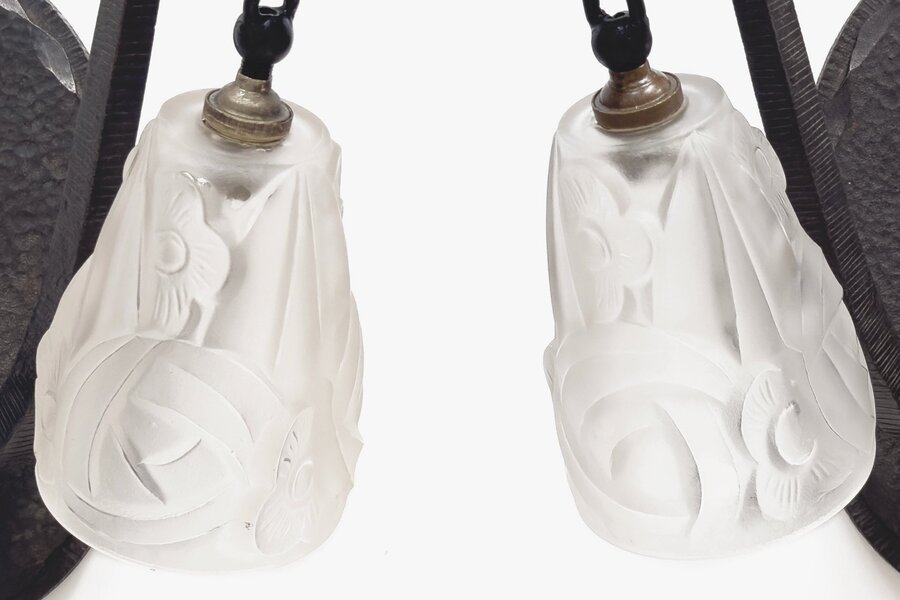Maison Degué – French Pair Wrought Iron Smoked Tulip Glass Sconce Wall Lights 20th Century