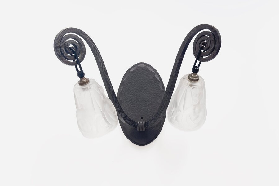 Maison Degué – French Pair Wrought Iron Smoked Tulip Glass Sconce Wall Lights 20th Century