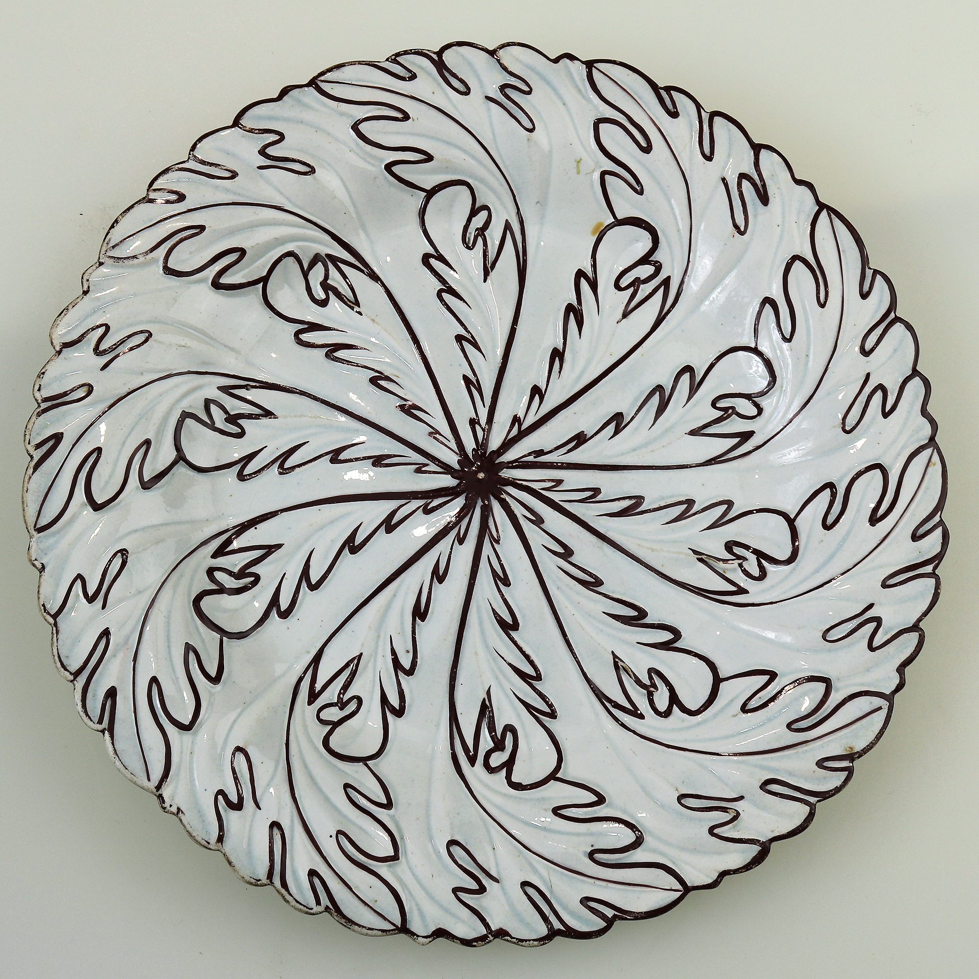 An unusual antique hand-painted Creamware majolica pottery Plate C. early 19thC