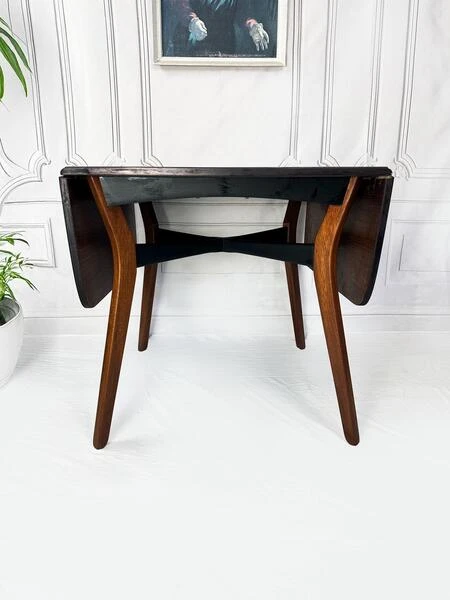 Mid Century Butterfly Dining Table With Four Reupholstered Butterfly Chairs From G Plan, United Kingdom, 1950s