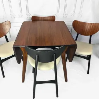 Mid Century Butterfly Dining Table With Four Reupholstered Butterfly Chairs From G Plan, United Kingdom, 1950s