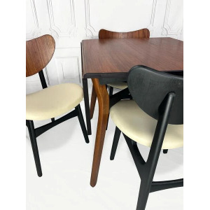 Mid Century Butterfly Dining Table With Four Reupholstered Butterfly Chairs From G Plan, United Kingdom, 1950s