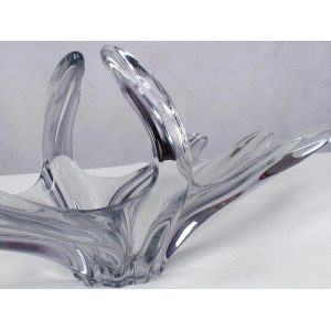 Mid Century French Crystal Glass Fruit Bowl Or Centerpiece By Art Vannes France, 1960 69. Vintage Art Glass