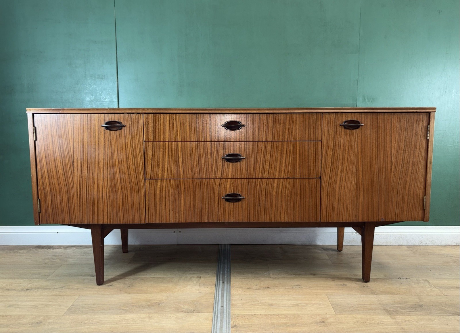 Mid Century Teak Compact Sideboard By Elliot’s Of Newbury-Courier