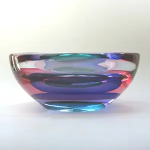 A very good & large mid-century Italian Art Glass Murano Sommerso Bowl signed by Luigi Onesto 23cm C.20thC