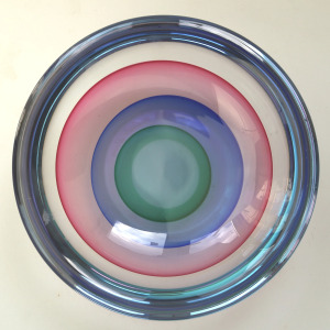 A very good & large mid-century Italian Art Glass Murano Sommerso Bowl signed by Luigi Onesto 23cm C.20thC