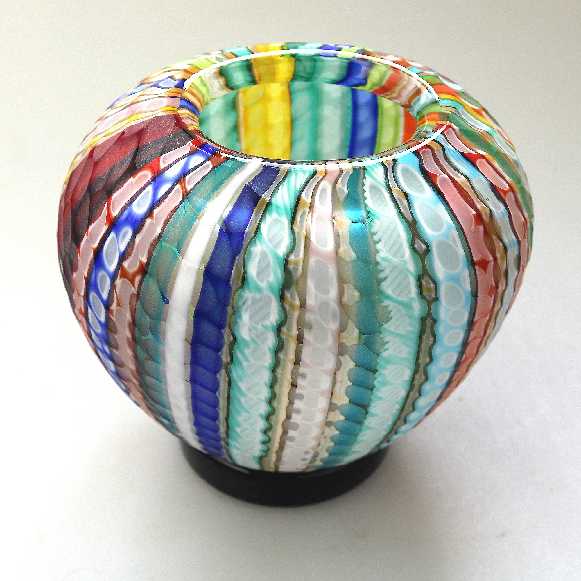 Extraordinary very fine mid-century signed Gino Cenedese Murano Vetri textured multi-coloured cane Vase 15cm C.20thC