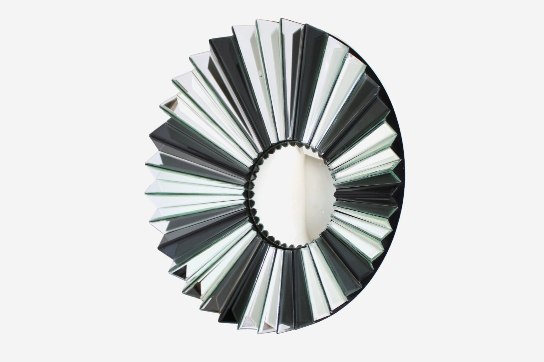 Olivier De Schrijver – Mirror