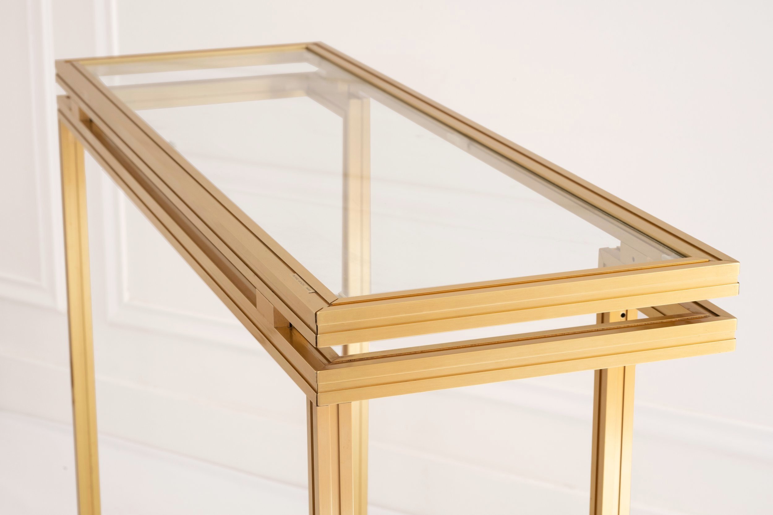 Pierre Vandel – Console table