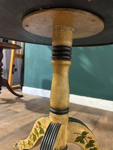 Reproduction Floral Painted Tripod Table With Brass Gallery