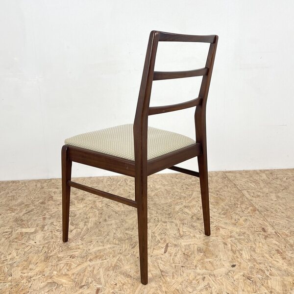 Richard Hornby Dining Table And Chairs