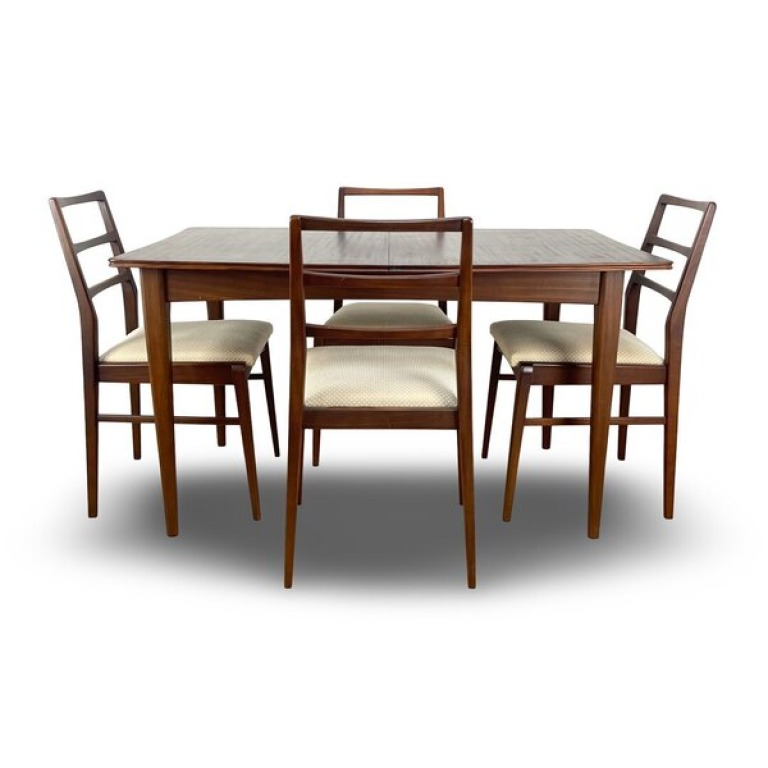 Richard Hornby Dining Table And Chairs