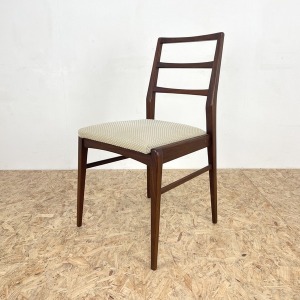 Richard Hornby Dining Table And Chairs