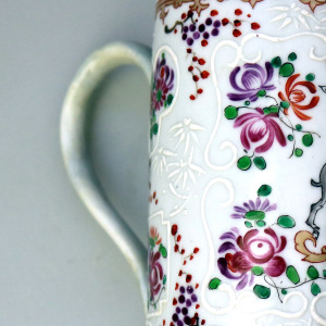 A good antique Samson of Paris porcelain Chinese Export Armorial Tankard C.19thC