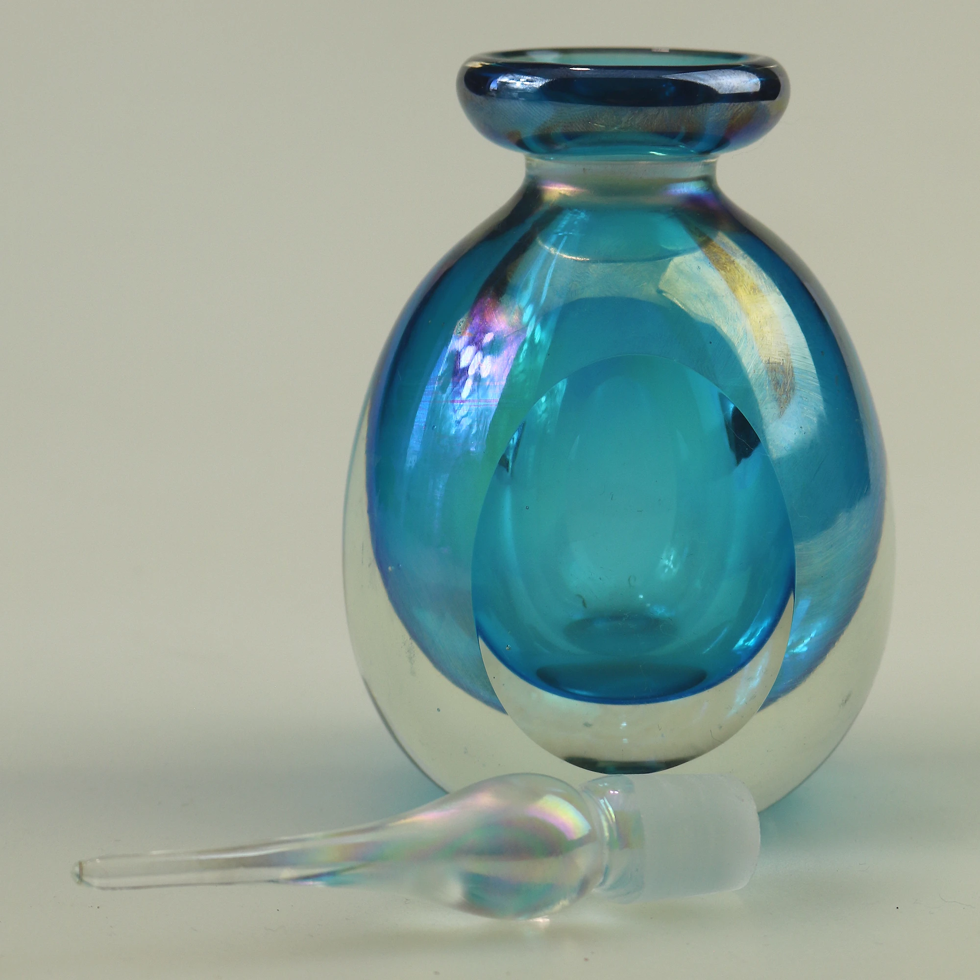 A large vintage iridescent art glass Scent Perfume Bottle 16.5 cm C.late 20thC