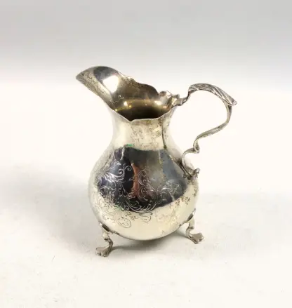 A good antique Victorian English solid silver floral engraved Jug 117g C.1870 - Image 4