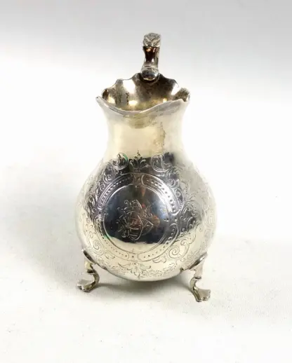 A good antique Victorian English solid silver floral engraved Jug 117g C.1870 - Image 5