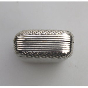 A good antique William IV French 950 solid silver reeded Snuff Box 43.5g C.1830