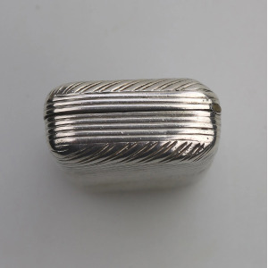 A good antique William IV French 950 solid silver reeded Snuff Box 43.5g C.1830