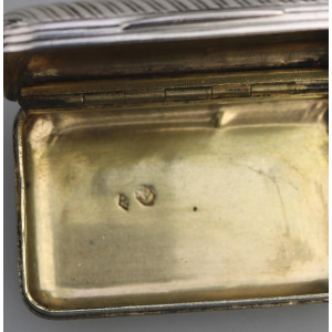 A good antique William IV French 950 solid silver reeded Snuff Box 43.5g C.1830