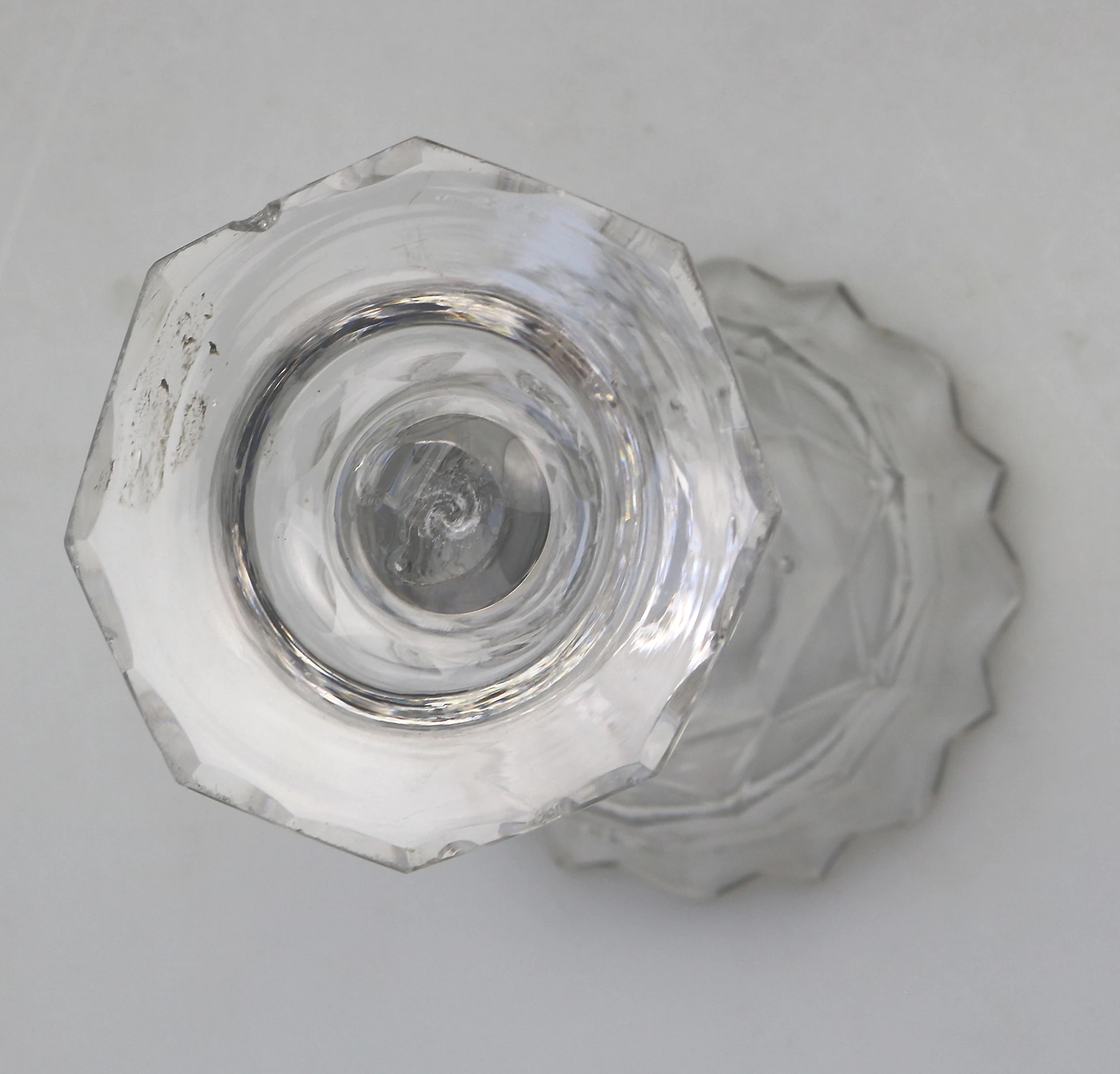 A very fine & large antique Georgian facet cut glass stem Sweetmeat C.18thC
