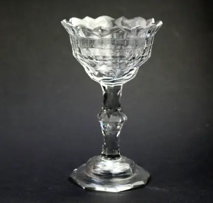 A very fine & large antique Georgian facet cut glass stem Sweetmeat C.18thC - Image 3