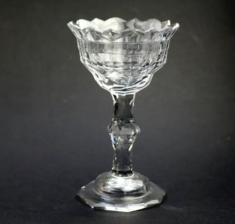 A very fine & large antique Georgian facet cut glass stem Sweetmeat C.18thC